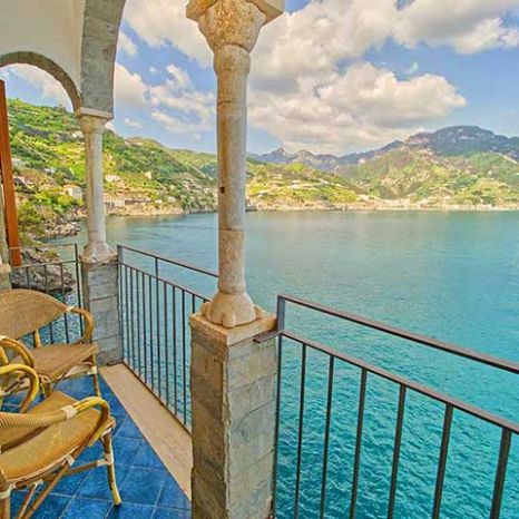 couples holiday Ravello